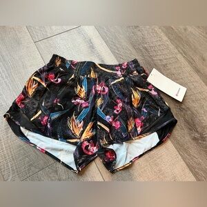 Lululemon Hotty Hot Low-Rise Lined Short 4" in Veiled Floral Black Multi